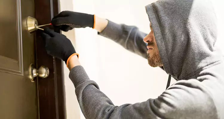 Emergency Motel Lock Repairs—Available 24/7 in Gainesville, FL